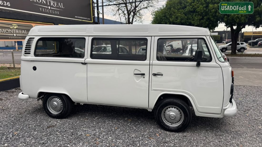 Volkswagen Kombi Standard 1.4 Mi Total Flex 8V 2011/2012 — foto 8 de 10