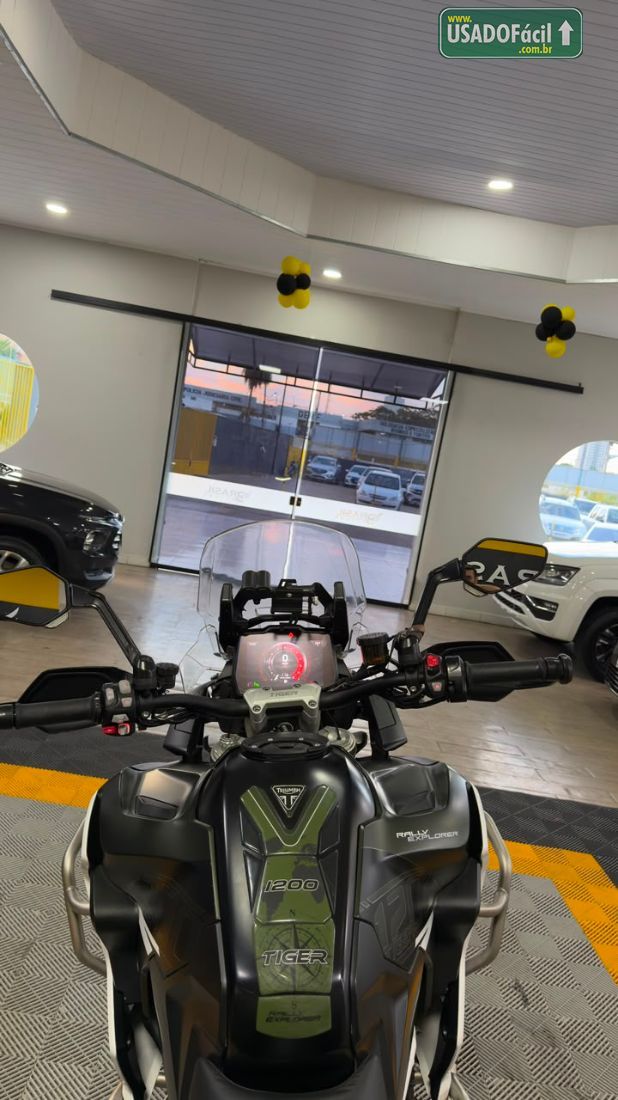 Triumph TIGER 1200 RALLY EXPLORER 2022/2022 — foto 8 de 9