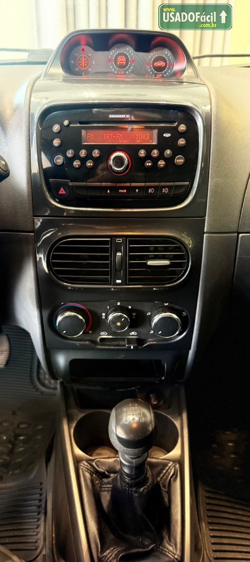 Fiat Strada Adventure Locker CD 1.8 Flex 2014/2015 — foto 8 de 13