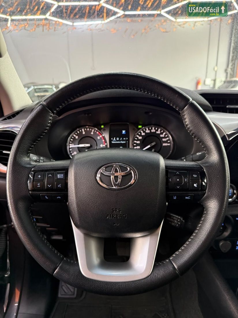 Toyota Hilux SRX Plus CD 2.8 4x4 TDI Automático Diesel 2024/2024 — foto 10 de 13