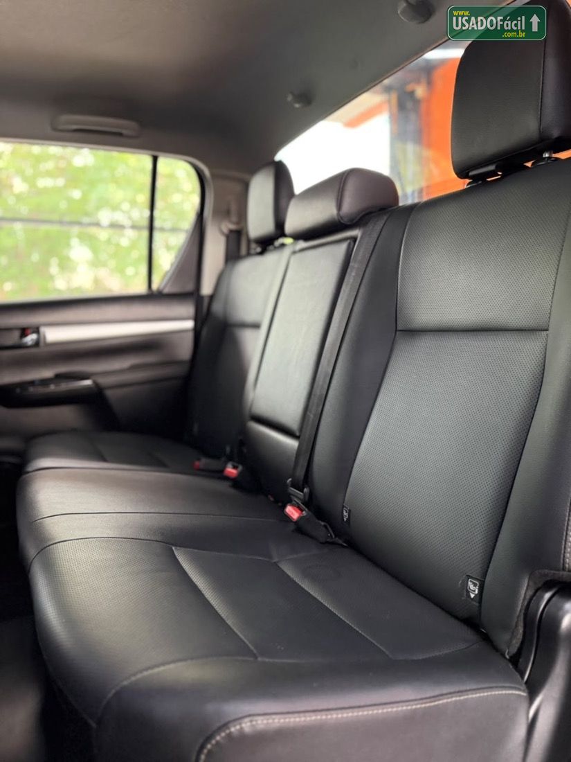 Toyota Hilux SRX Plus CD 2.8 4x4 TDI Automático Diesel 2024/2024 — foto 13 de 13