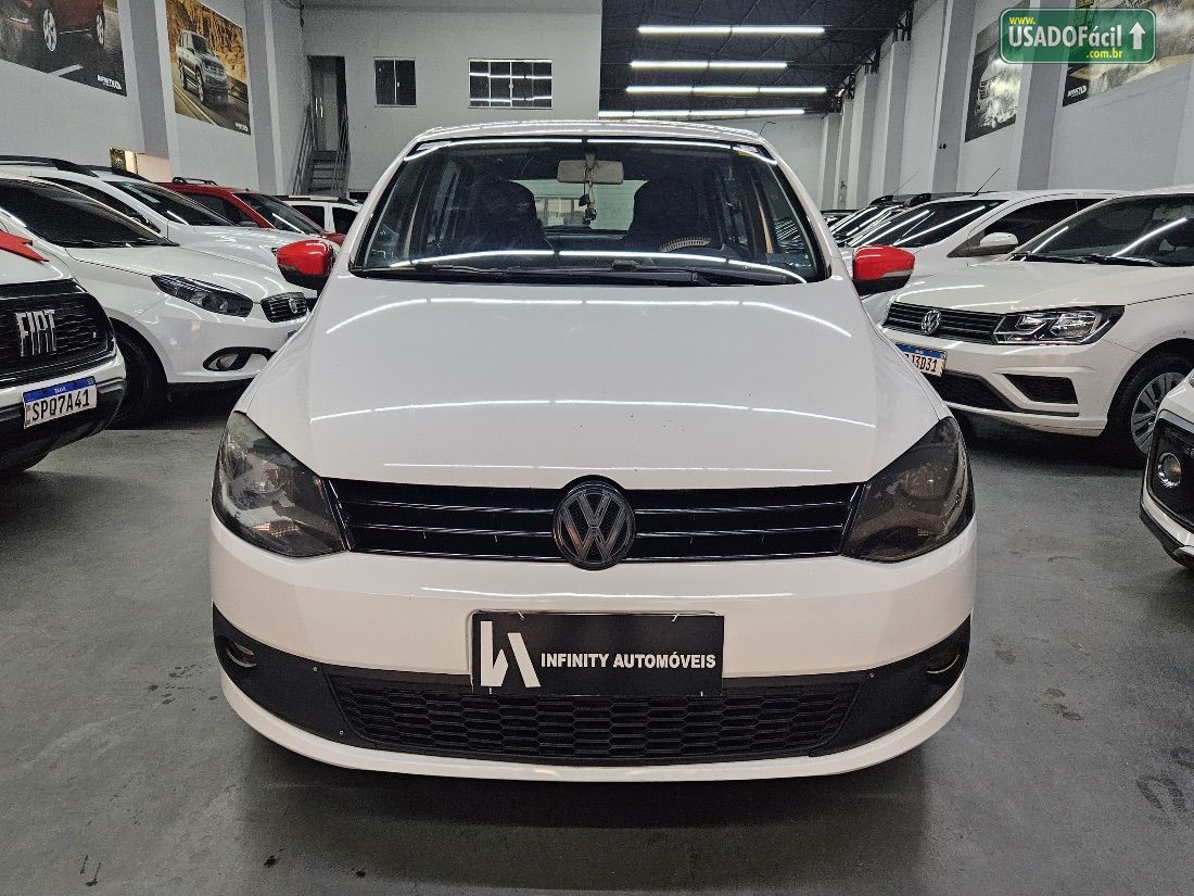 Volkswagen Fox 1.0 Mi 4P Total Flex 2013/2014 — foto 2 de 18