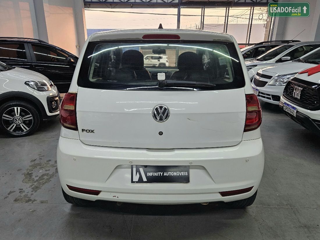 Volkswagen Fox 1.0 Mi 4P Total Flex 2013/2014 — foto 6 de 18
