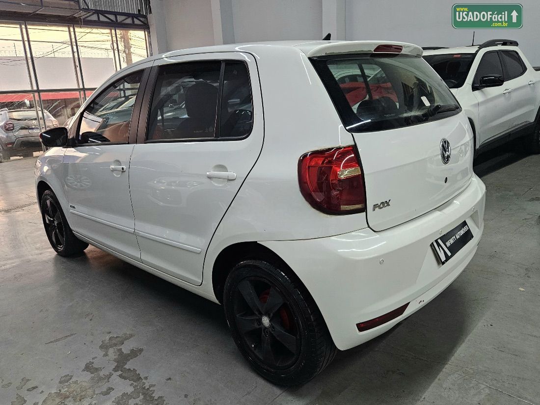 Volkswagen Fox 1.0 Mi 4P Total Flex 2013/2014 — foto 7 de 18