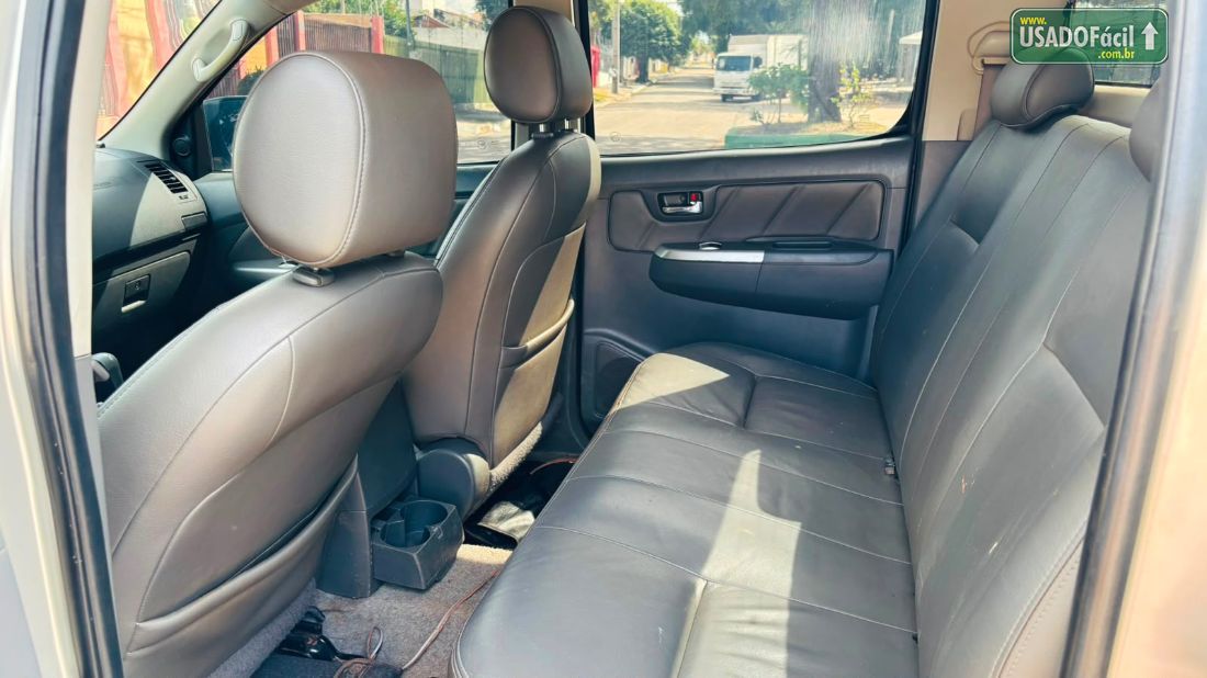 Toyota Hilux SRV CD D4-D 3.0 4x4 TDI Automático Diesel 2011/2012 — foto 10 de 12