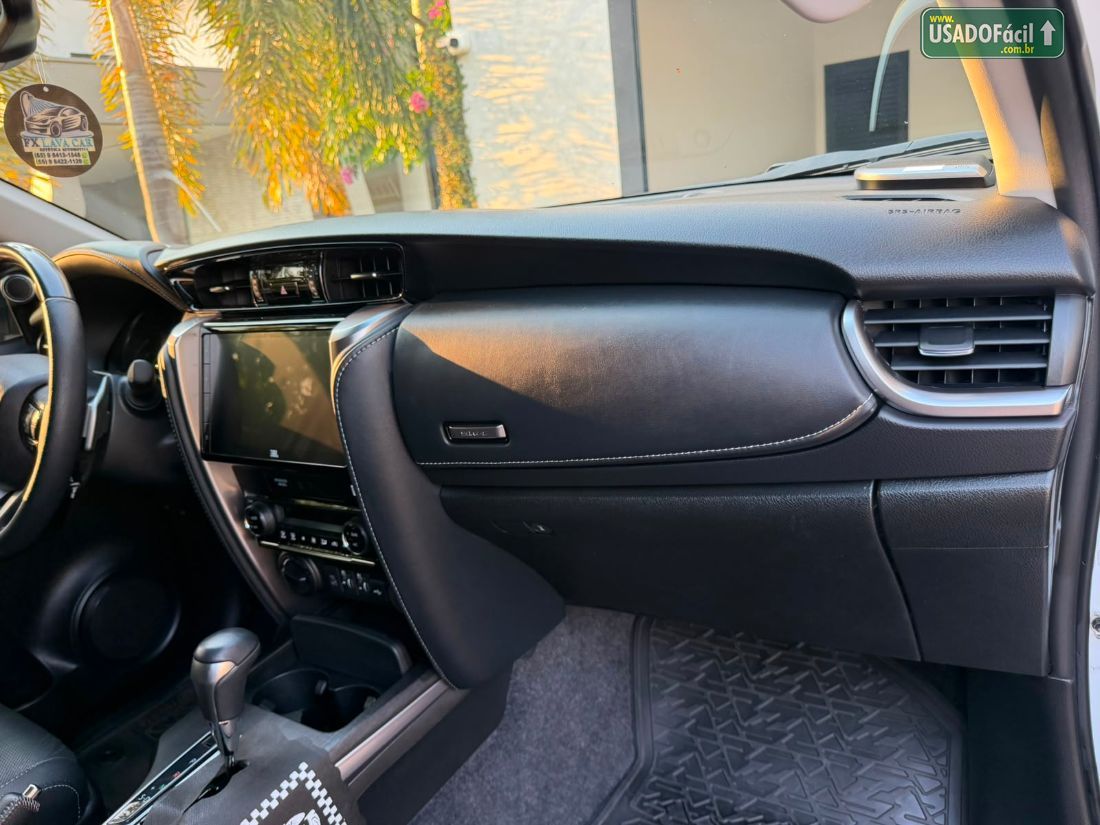 Toyota Hilux SW4 SRX 2.8 4x4 TDI Automático Diesel 2024/2024 — foto 12 de 22