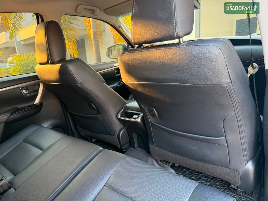 Toyota Hilux SW4 SRX 2.8 4x4 TDI Automático Diesel 2024/2024 — foto 16 de 22