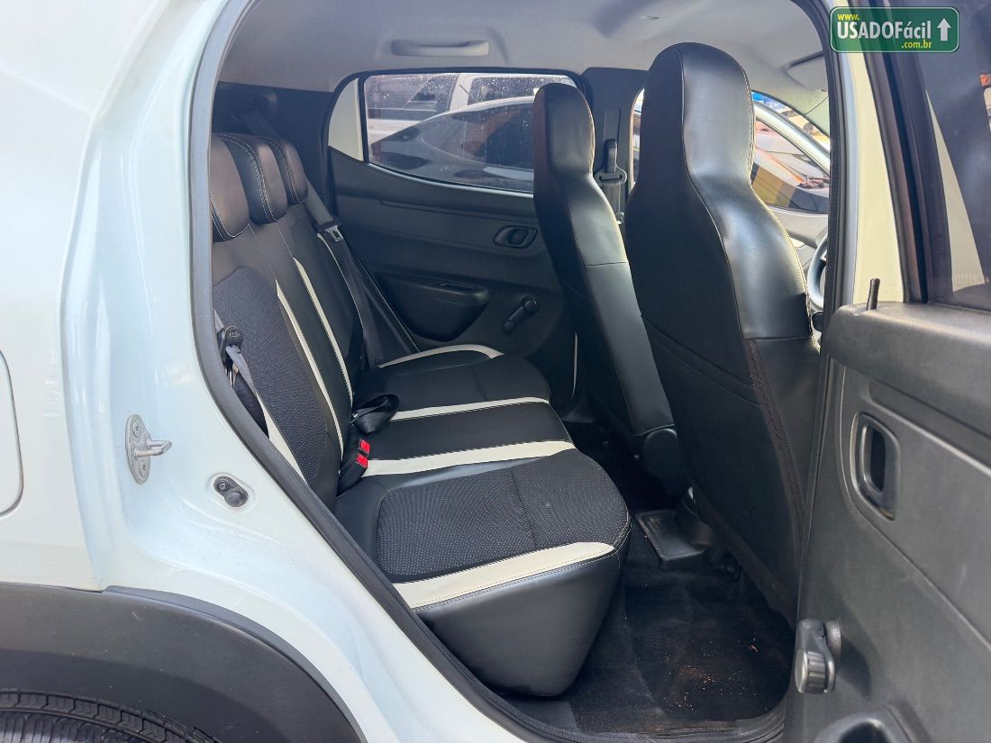 Renault Kwid Intense 1.0 Mecânico Flex 2019/2019 — foto 8 de 10