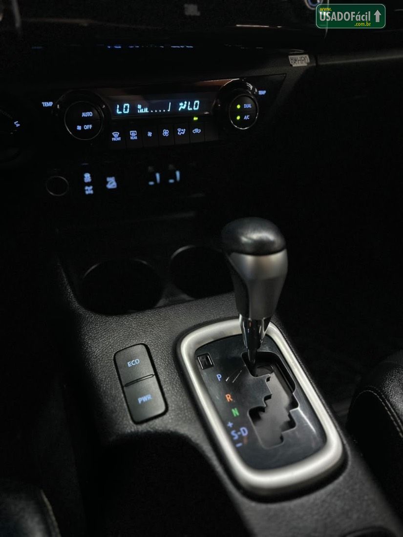 Toyota Hilux SRX CD 2.8 4x4 TDI Automático Diesel 2022/2022 — foto 13 de 16
