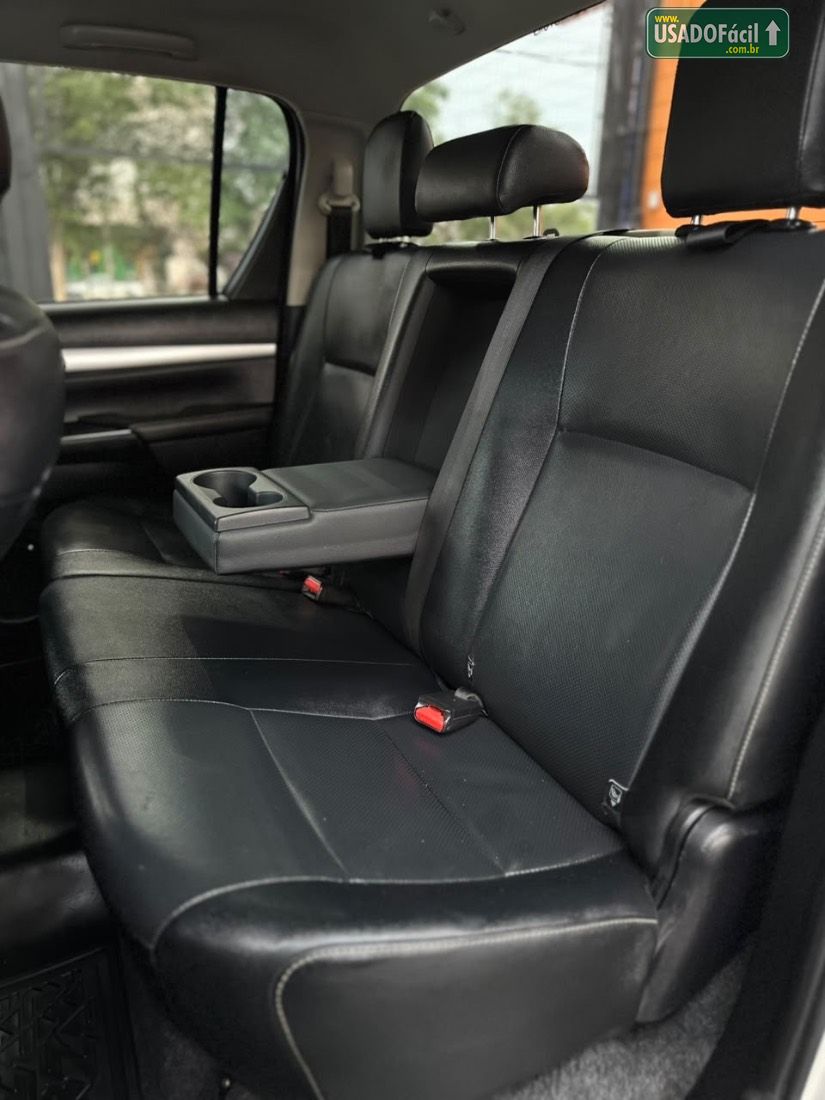 Toyota Hilux SRX CD 2.8 4x4 TDI Automático Diesel 2022/2022 — foto 16 de 16