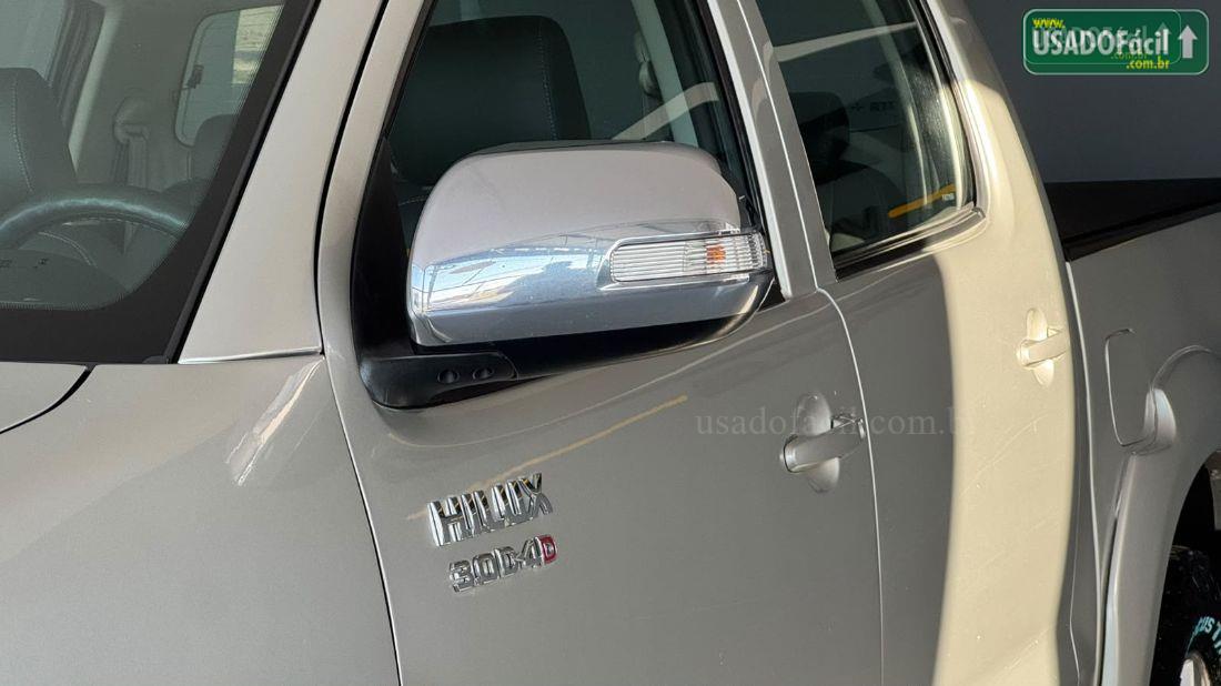TOYOTA Hilux SRV CD D4-D 4x4 TDI Mecânico 2014/2015 — foto 5 de 16