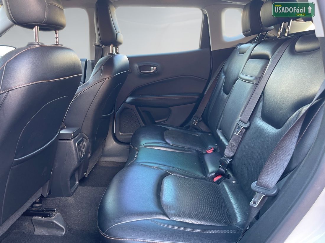 Jeep Compass Longitude 2.0 4X4 Automático Diesel 2016/2017 — foto 11 de 12