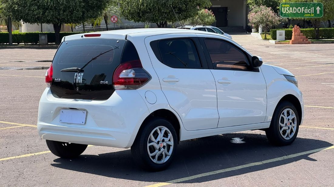 Fiat Mobi Drive Flex 2017/2018 — foto 6 de 17