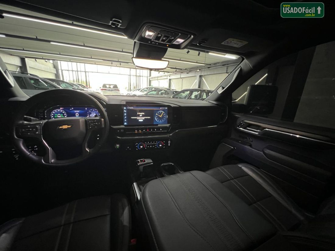 CHEVROLET/GM Silverado High Country 5.3 V8 AWD Automático 2023/2024 — foto 8 de 16