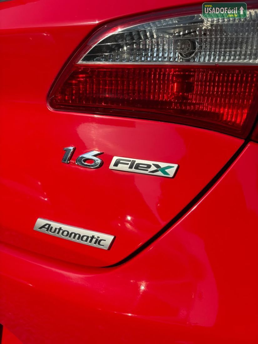 Hyundai HB20 Hatch Comfort Plus 1.6 Automático Flex 2014/2015 — foto 12 de 13