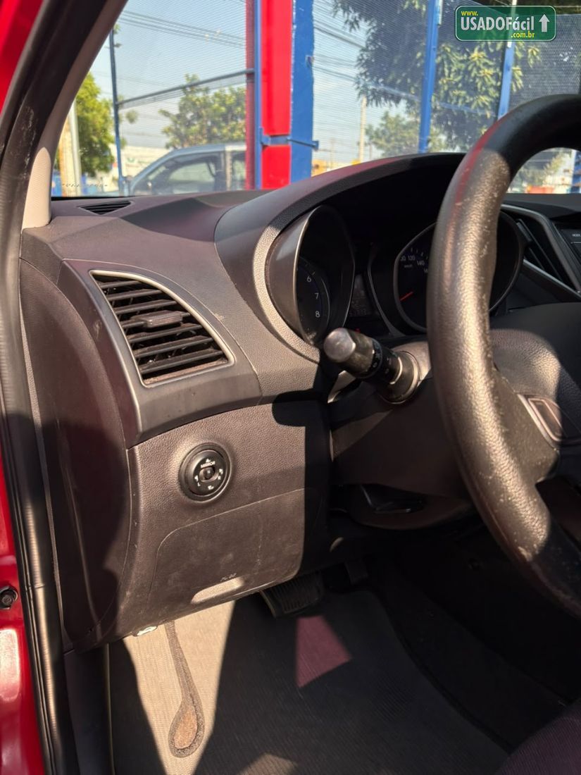 Hyundai HB20 Hatch Comfort Plus 1.6 Automático Flex 2014/2015 — foto 4 de 13