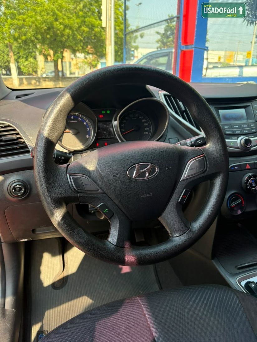 Hyundai HB20 Hatch Comfort Plus 1.6 Automático Flex 2014/2015 — foto 5 de 13