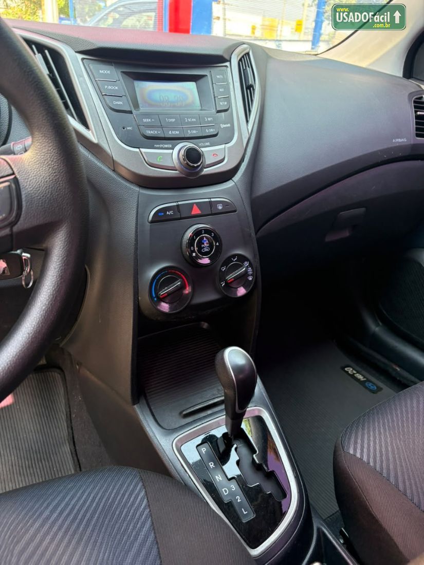 Hyundai HB20 Hatch Comfort Plus 1.6 Automático Flex 2014/2015 — foto 6 de 13