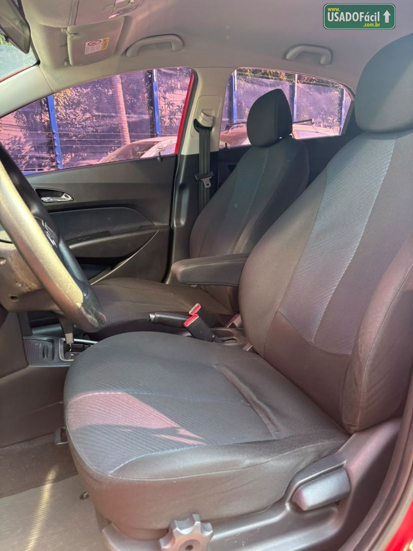 Hyundai HB20 Hatch Comfort Plus 1.6 Automático Flex 2014/2015 — foto 8 de 13