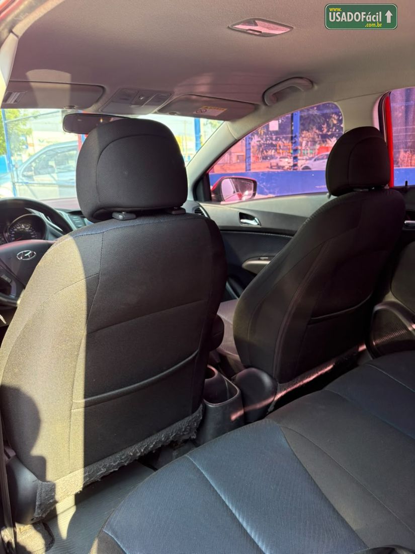 Hyundai HB20 Hatch Comfort Plus 1.6 Automático Flex 2014/2015 — foto 9 de 13