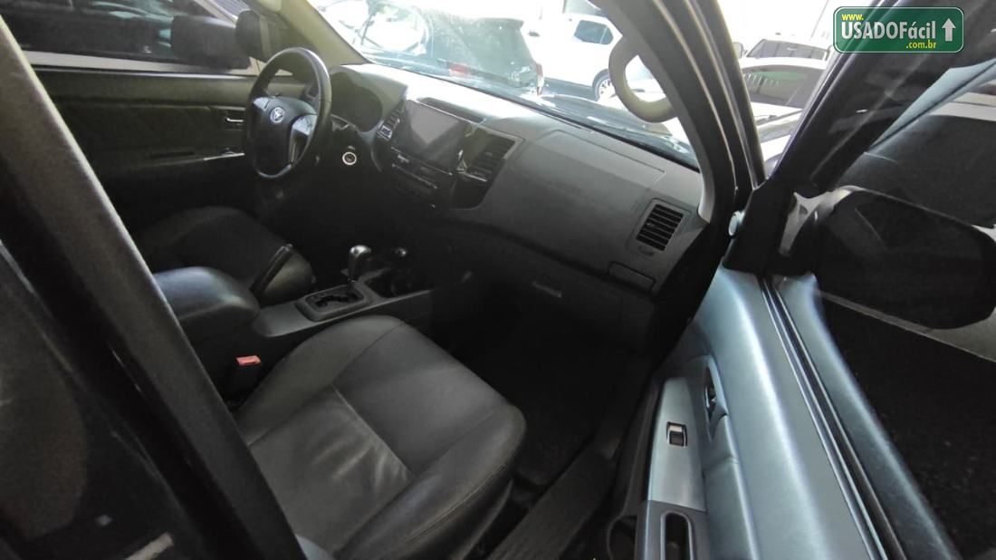 Toyota Hilux SRV CD D4-D 3.0 4x4 TDI Automático Diesel 2015/2015 — foto 14 de 22