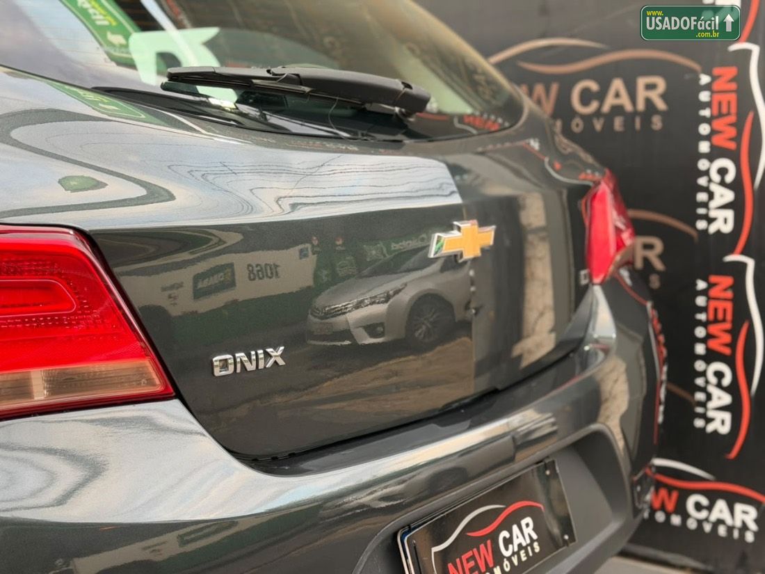 CHEVROLET/GM Onix Hatch LT 1.0 Mecânico Flex 2018/2019 — foto 9 de 16