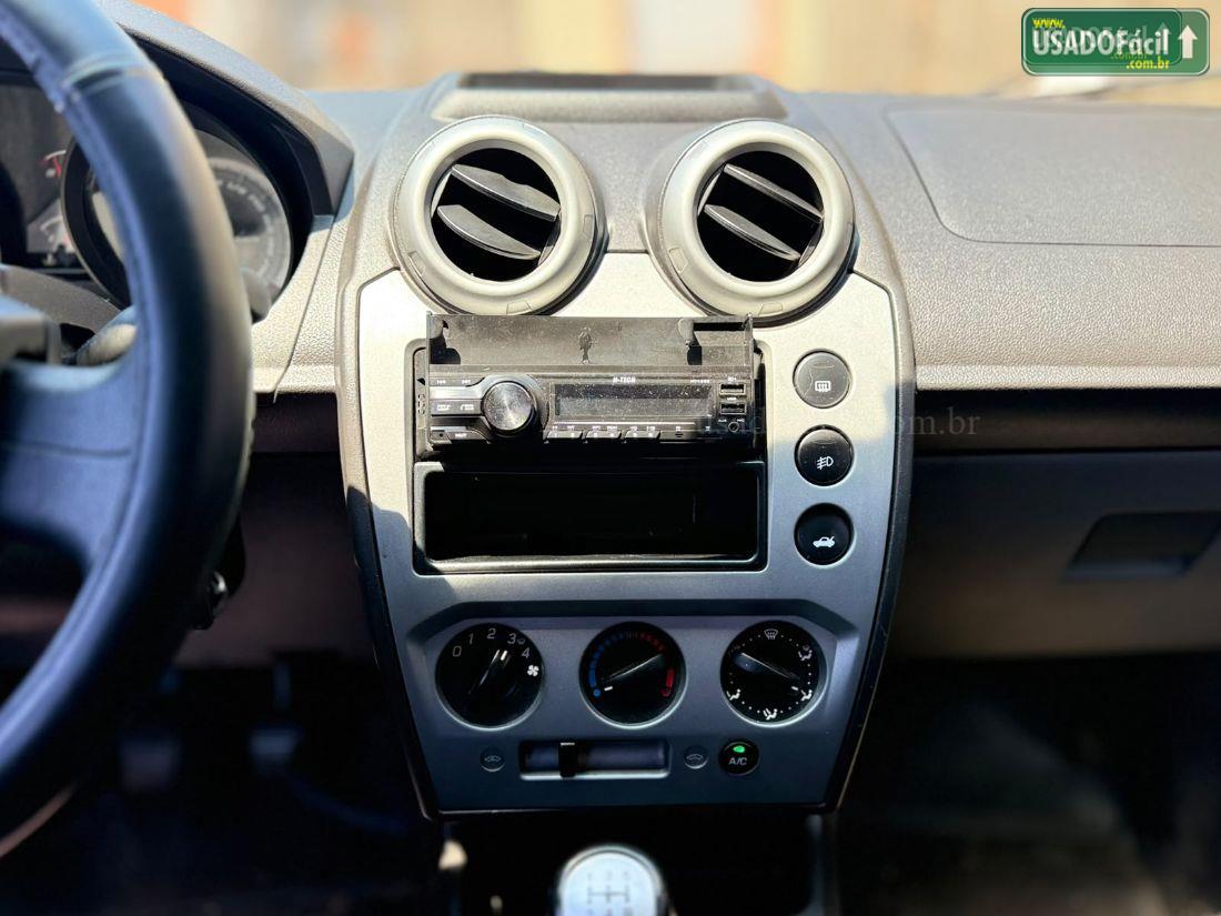 FORD Fiesta Sedan 1.6 Flex 2011/2011 — foto 9 de 12