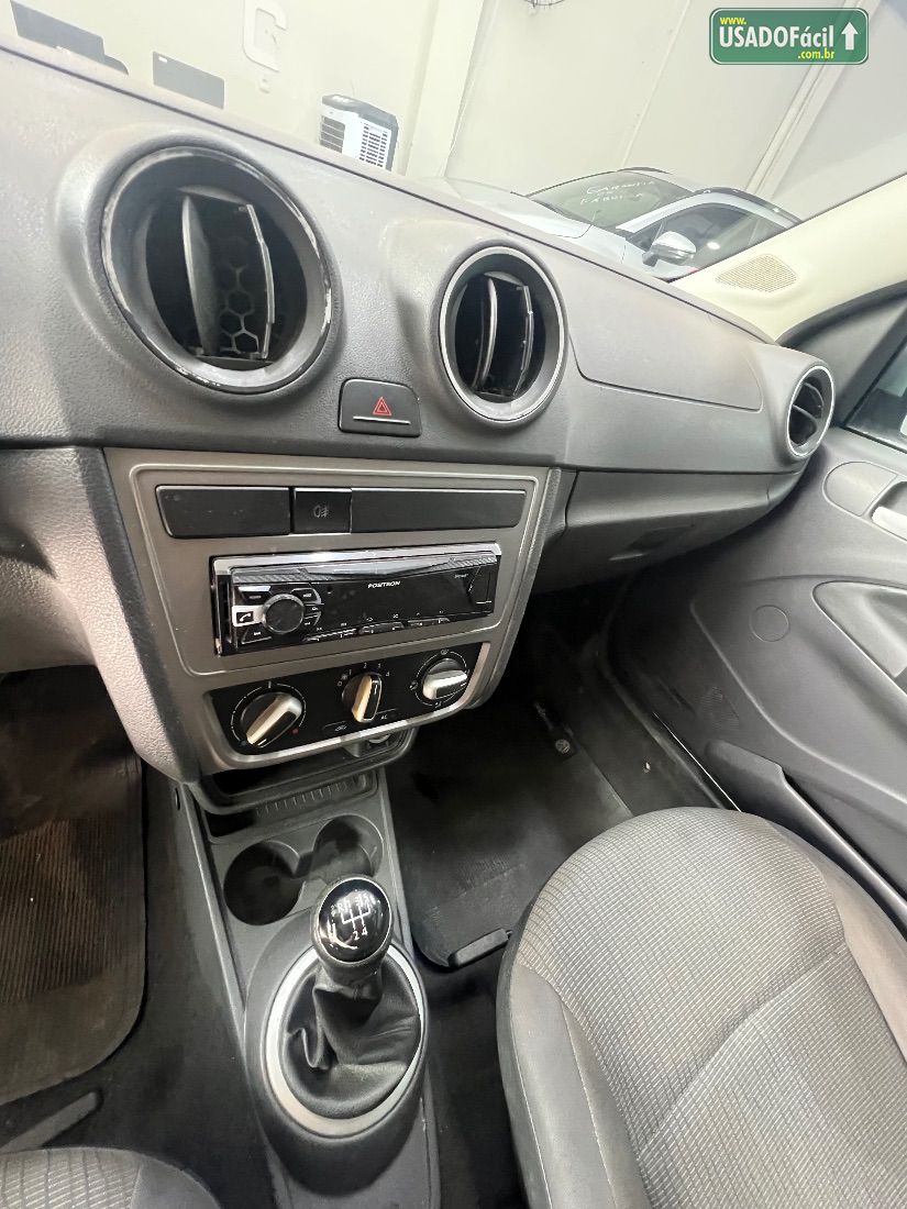 Volkswagen Saveiro CE 1.6 Mi Total Flex 2013/2014 — foto 12 de 13