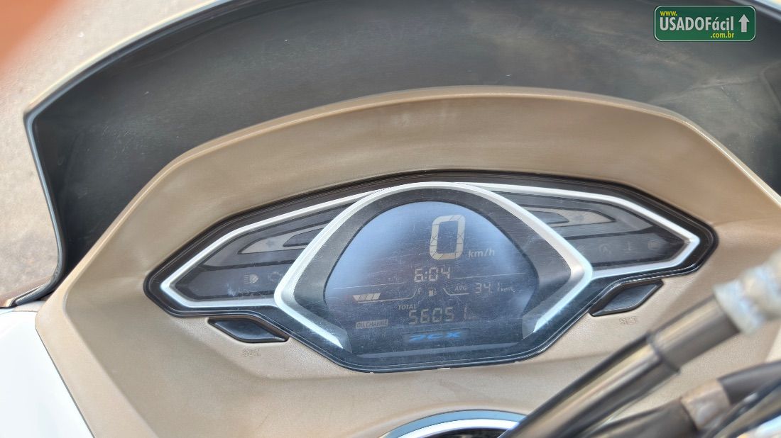 HONDA PCX DLX 2020/2020 — foto 6 de 12