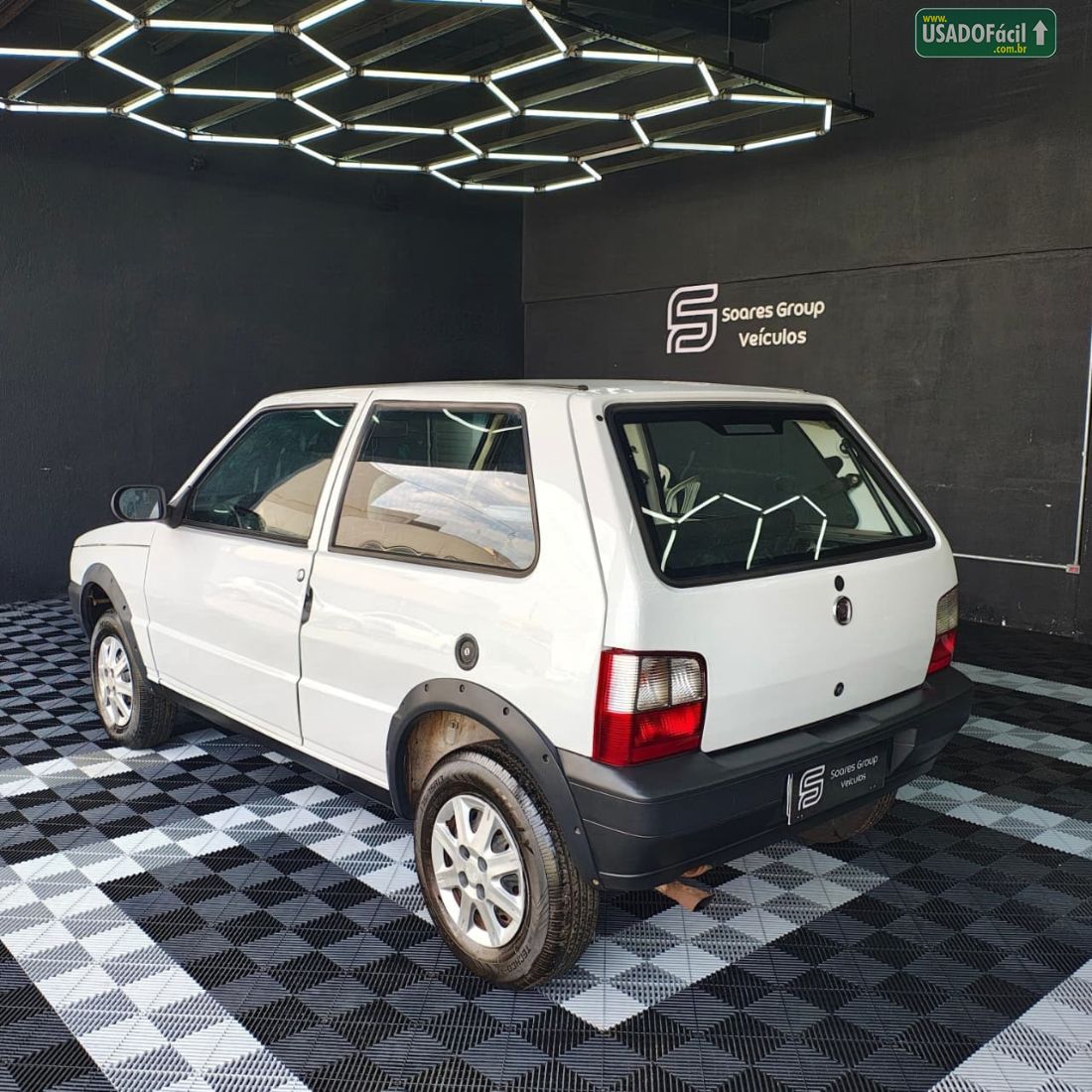 Fiat Uno Mille Fire 1.0 2P 2012/2012 — foto 6 de 11