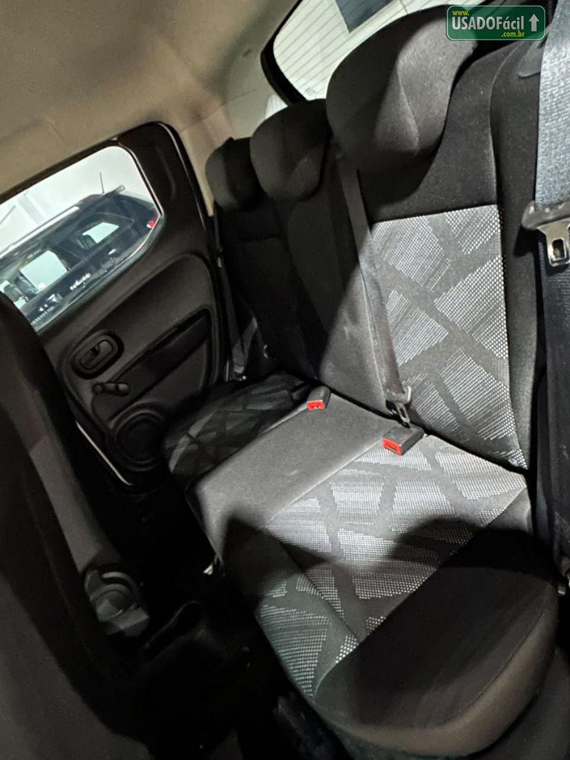 Fiat Mobi Like Flex 2021/2022 — foto 12 de 17
