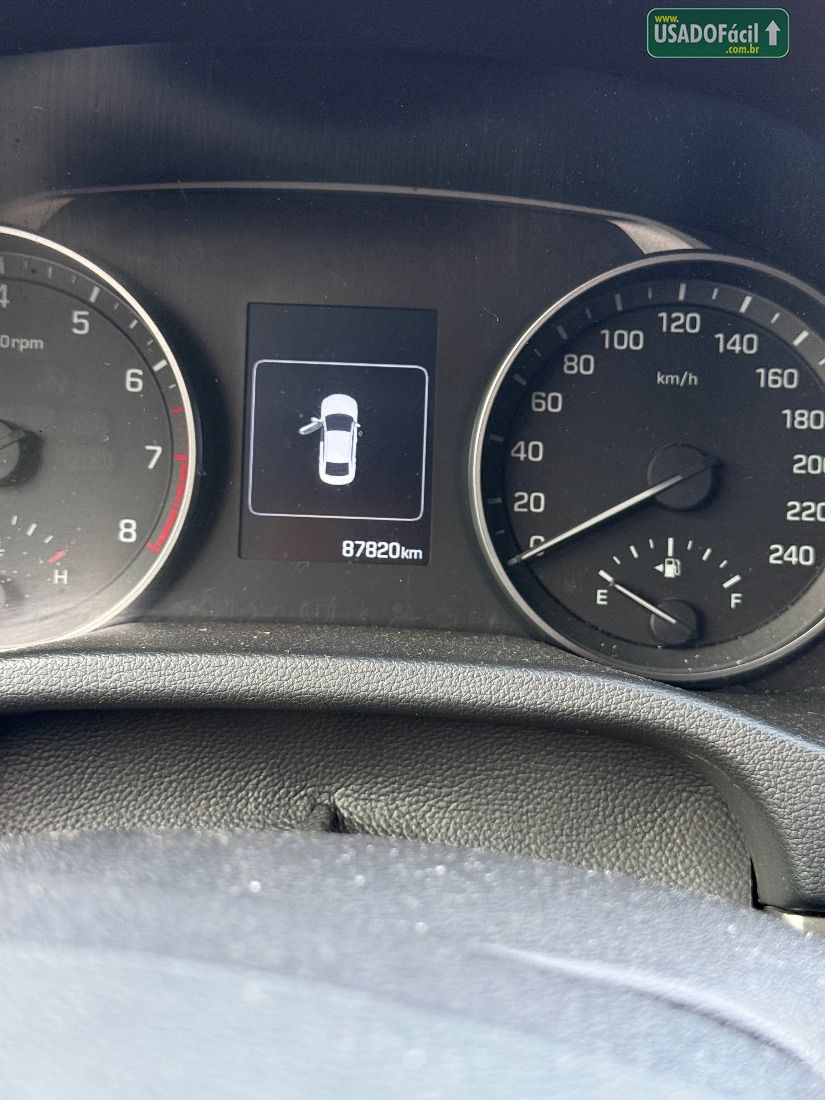Hyundai Elantra 2.0 Automático Flex 2016/2017 — foto 11 de 11