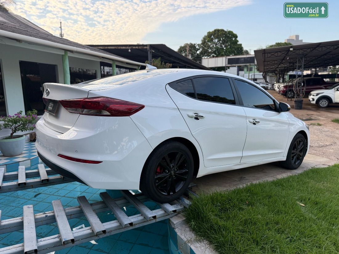 Hyundai Elantra 2.0 Automático Flex 2016/2017 — foto 3 de 11