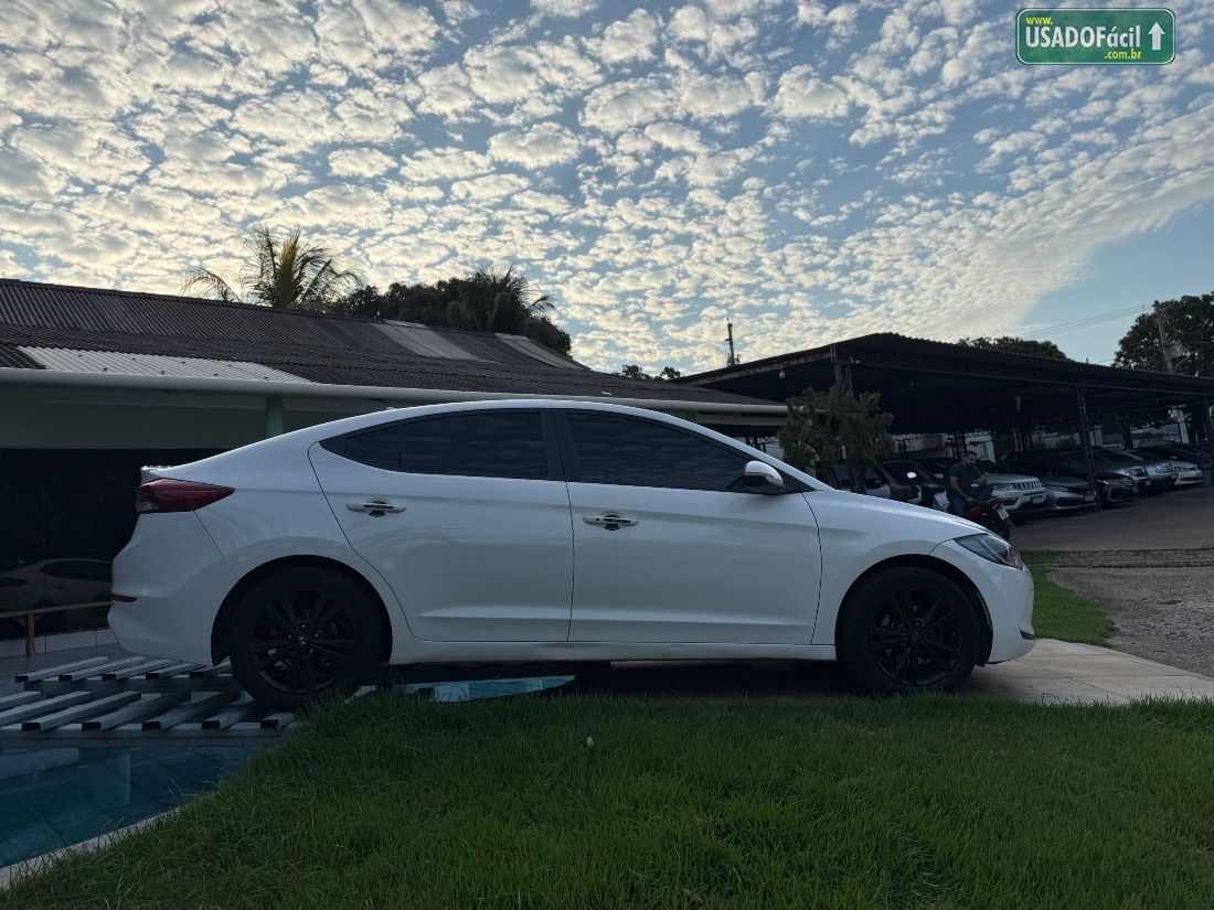 Hyundai Elantra 2.0 Automático Flex 2016/2017 — foto 4 de 11