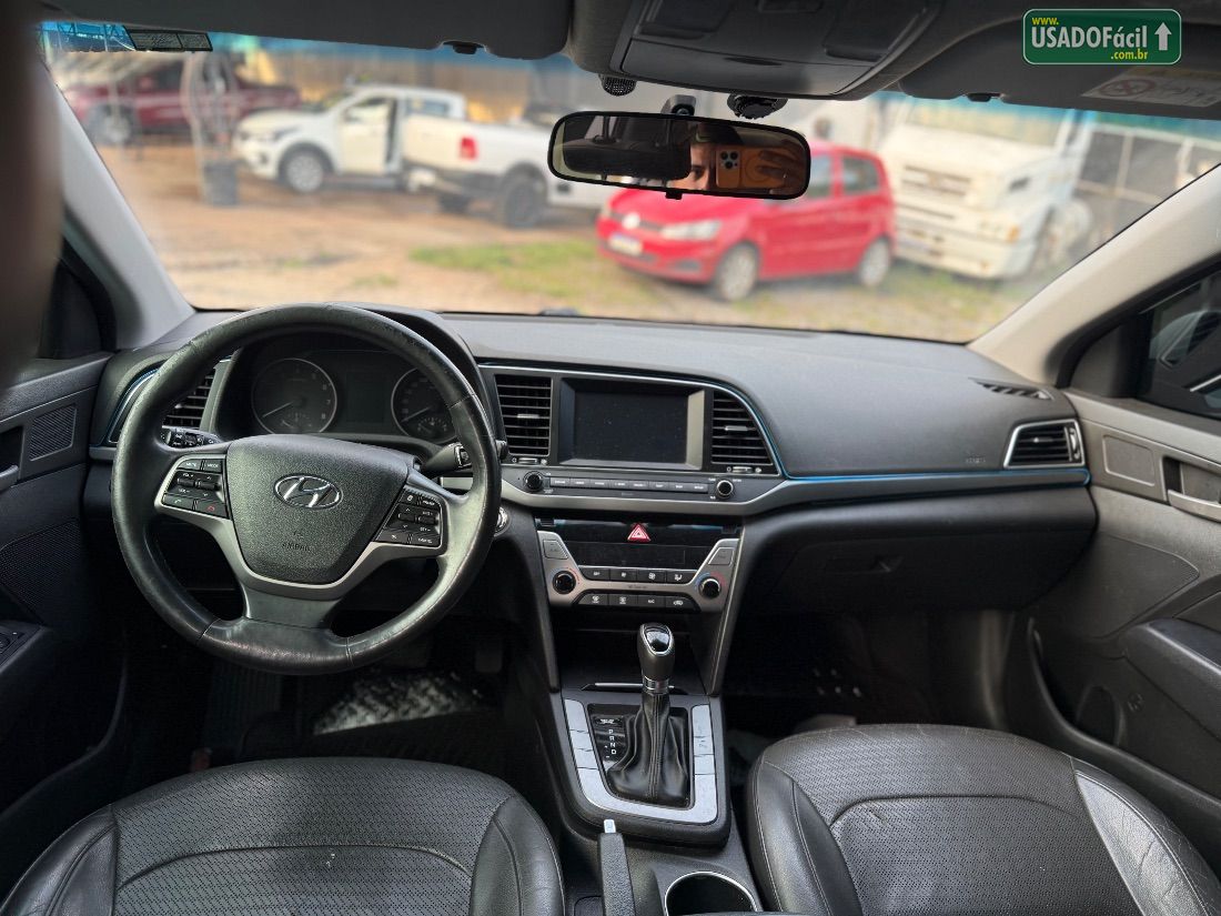 Hyundai Elantra 2.0 Automático Flex 2016/2017 — foto 9 de 11