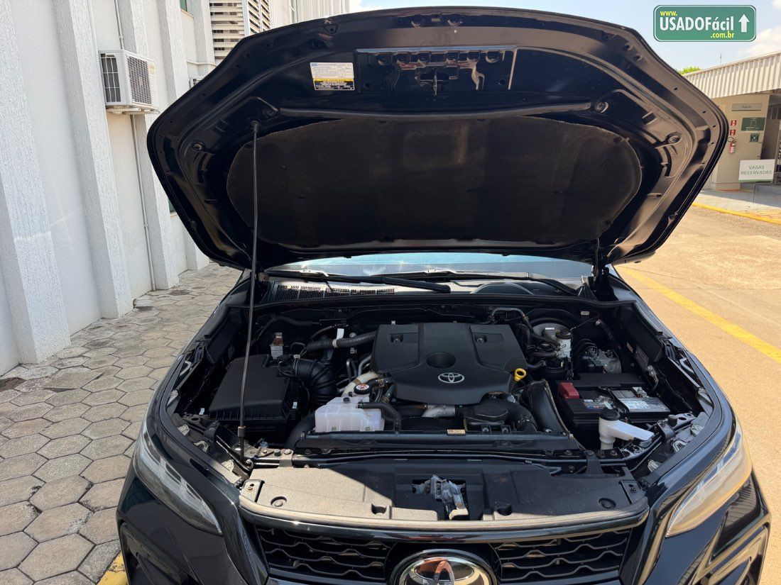 Toyota Hilux SW4 GRS 2.8 4x4 Turbo Automático 7 lugares 2023/2024 — foto 22 de 30