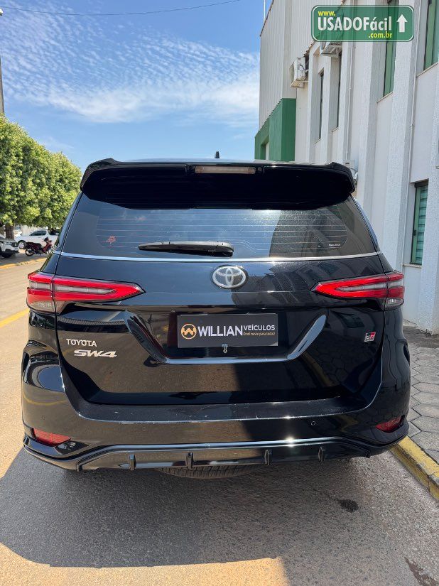 Toyota Hilux SW4 GRS 2.8 4x4 Turbo Automático 7 lugares 2023/2024 — foto 30 de 30