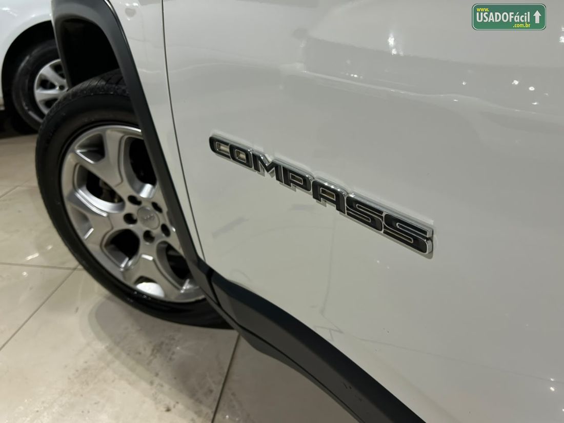 Jeep Compass Longitude 2.0 4X4 Automático Diesel 2020/2021 — foto 11 de 28