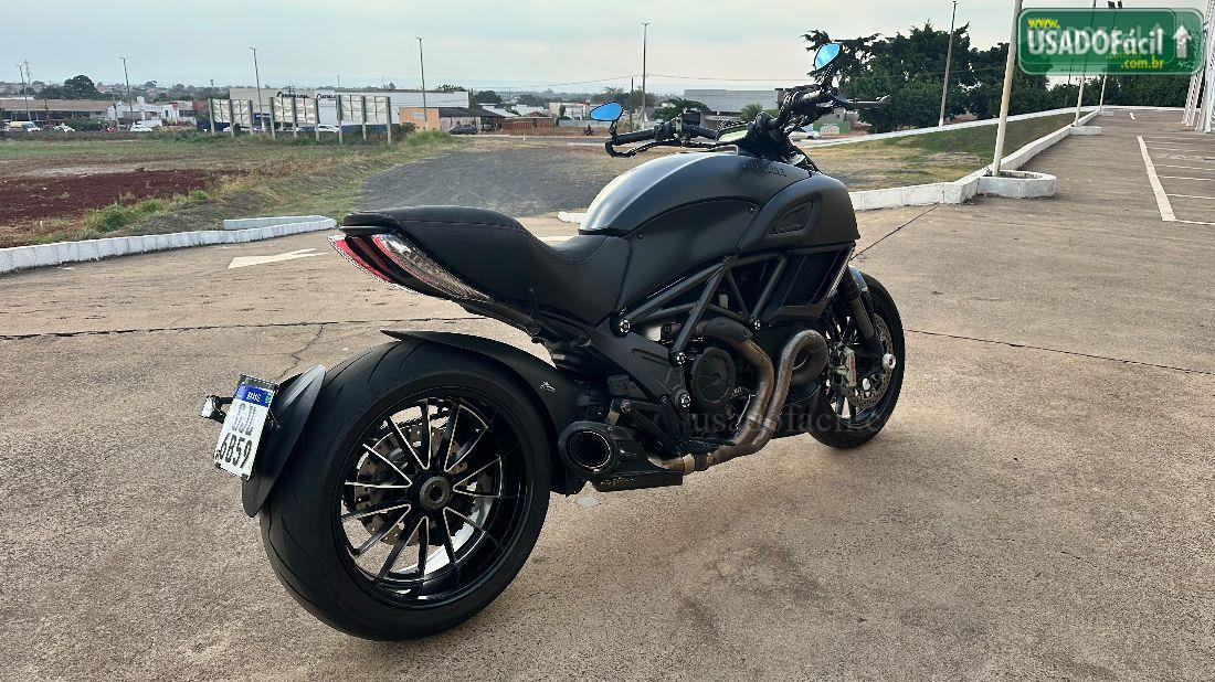 DUCATI DIAVEL 1198 Dark 2016/2016 — foto 3 de 10