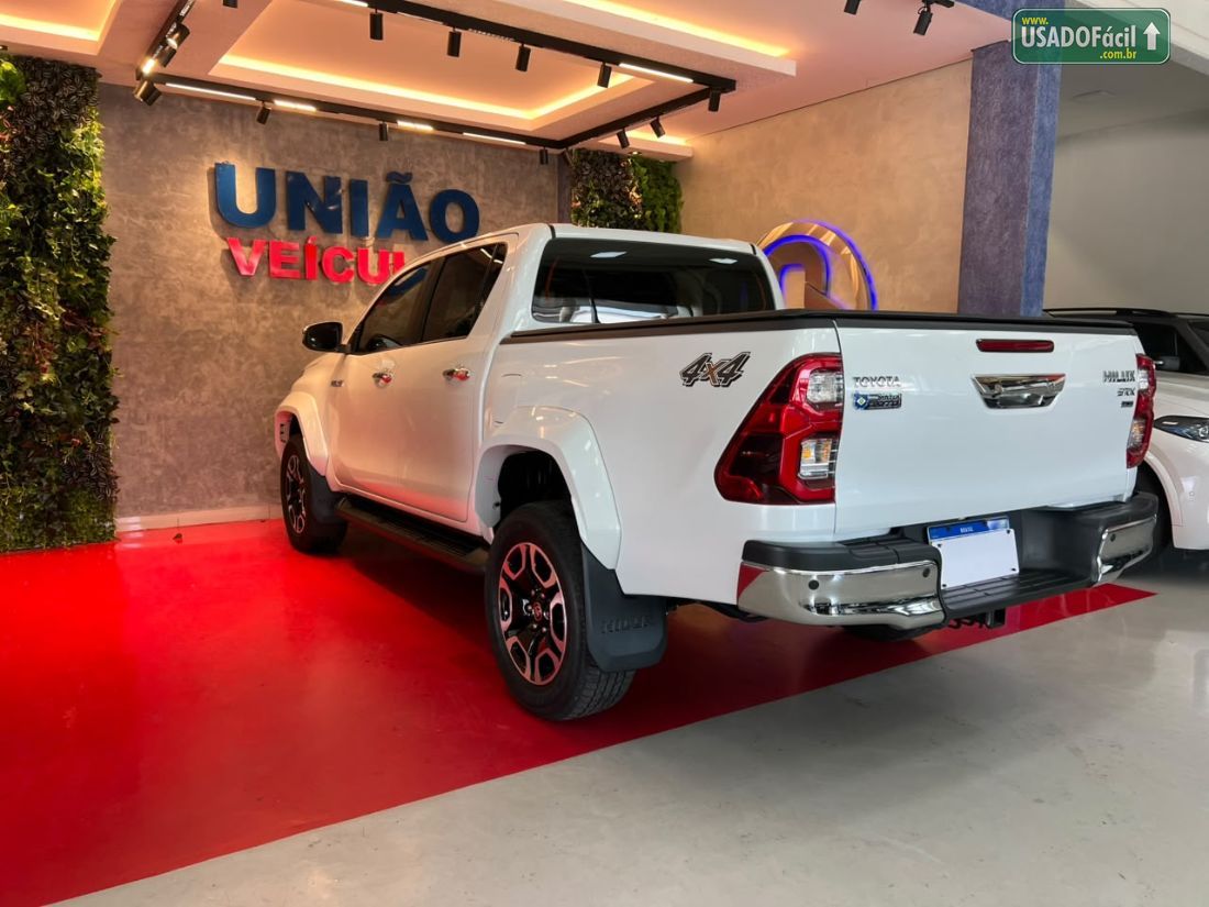 Toyota Hilux SRX CD 2.8 4x4 TDI Automático Diesel 2024/2024 — foto 11 de 11