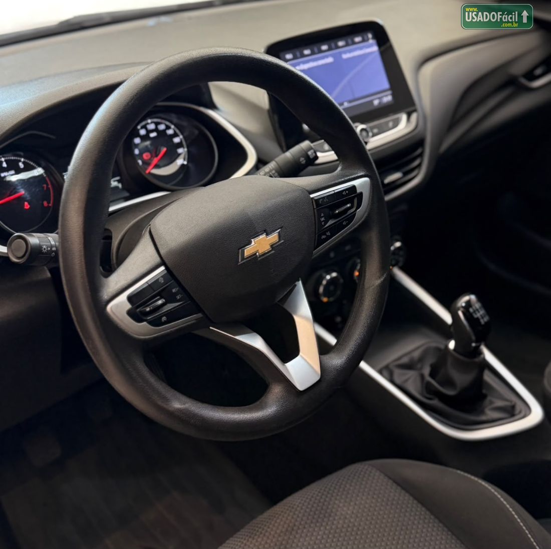 CHEVROLET/GM Onix Hatch LT 1.4 Mecânico Flex 2017/2017 — foto 9 de 16