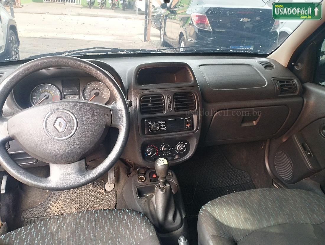 RENAULT Clio Expression 1.0 5P 2014/2015 — foto 8 de 9
