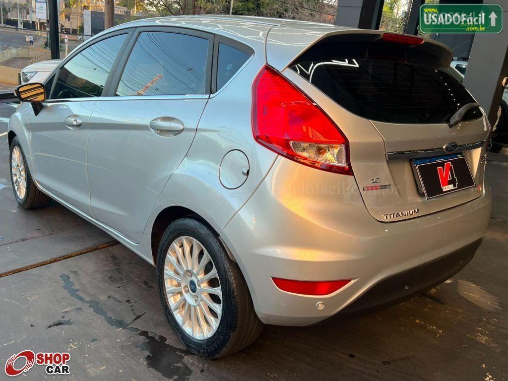 FORD Fiesta Hatch Titanium Plus 1.6 Automático Flex 2014/2014 — foto 2 de 10