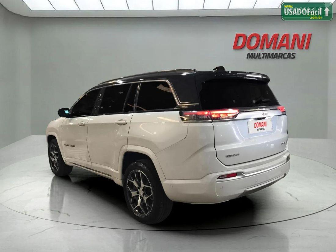 JEEP COMMANDER 2.0 TD380 TURBO DIESEL OVERLAND AT9 2024/2024 — foto 3 de 13