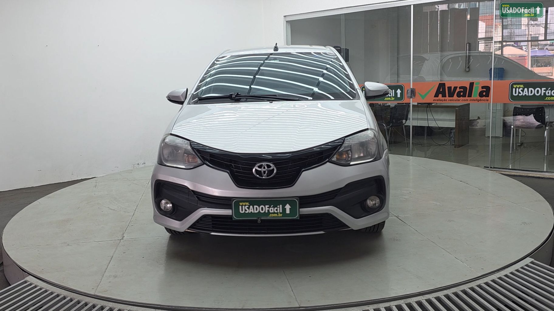 TOYOTA Etios Hatch X Plus 1.5 Automático Flex 2018/2019 — foto 2 de 27