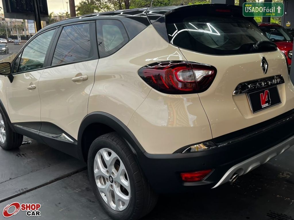 Renault Captur Zen 1.6 Mecânico Flex 2017/2018 — foto 2 de 8