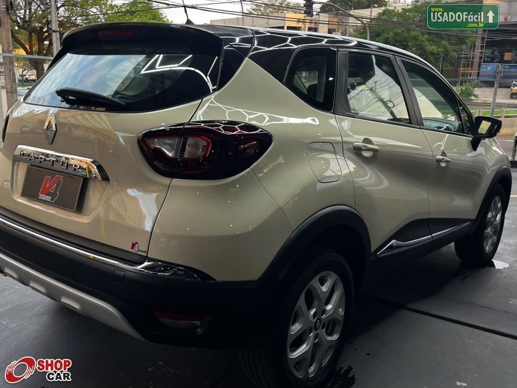 Renault Captur Zen 1.6 Mecânico Flex 2017/2018 — foto 4 de 8