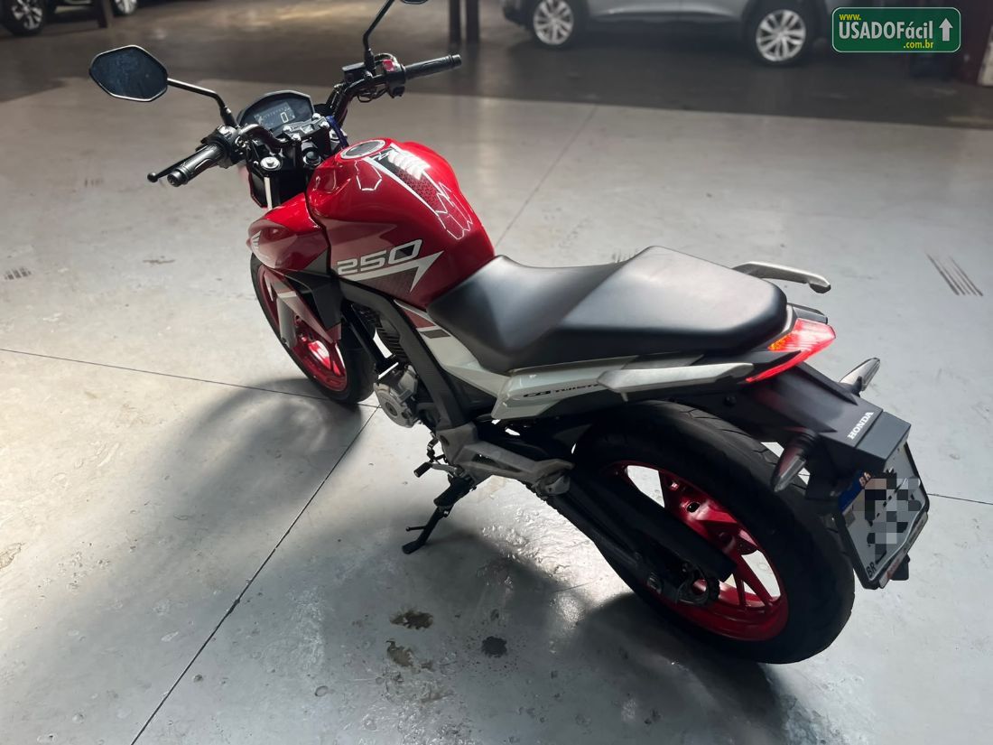 Honda CB 250 Twister 2022/2022 — foto 7 de 10
