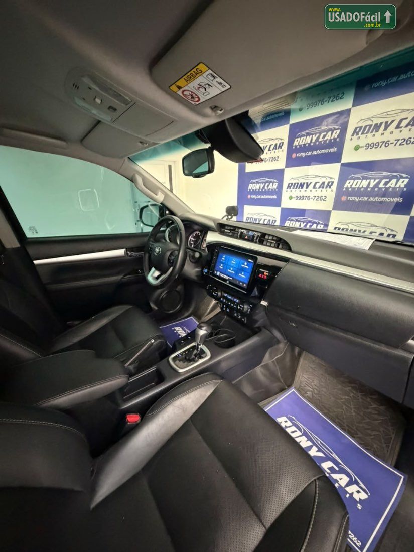 Toyota Hilux SRX Plus CD 2.8 4x4 TDI Automático Diesel 2023/2024 — foto 11 de 18