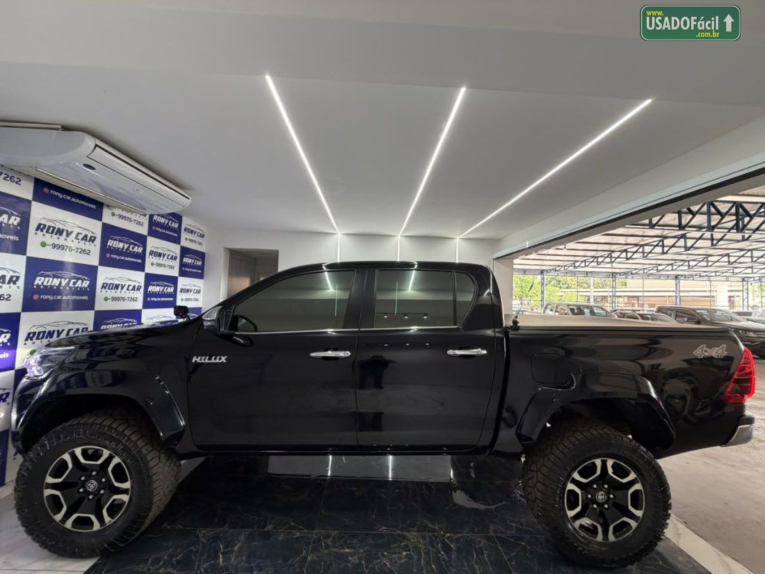 Toyota Hilux SRX Plus CD 2.8 4x4 TDI Automático Diesel 2023/2024 — foto 6 de 18